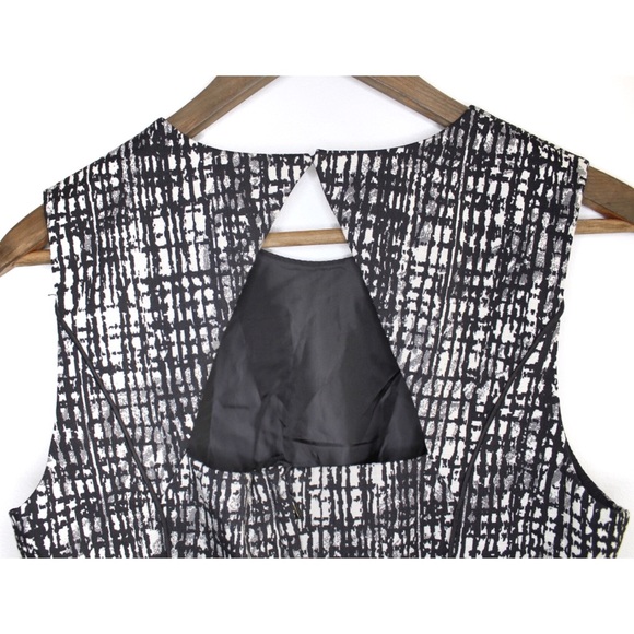 H&M NWT Bold Patterned Midi Dress 10 - Picture 6 of 7